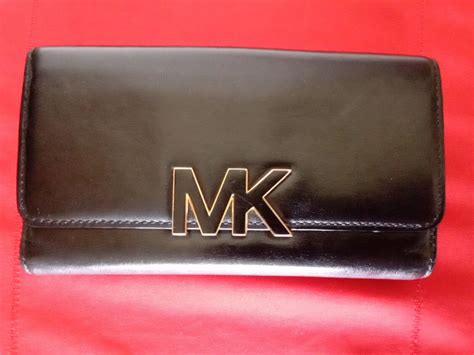 Gorgeous Michael Kors Florence Large Leather Billfold Wallet